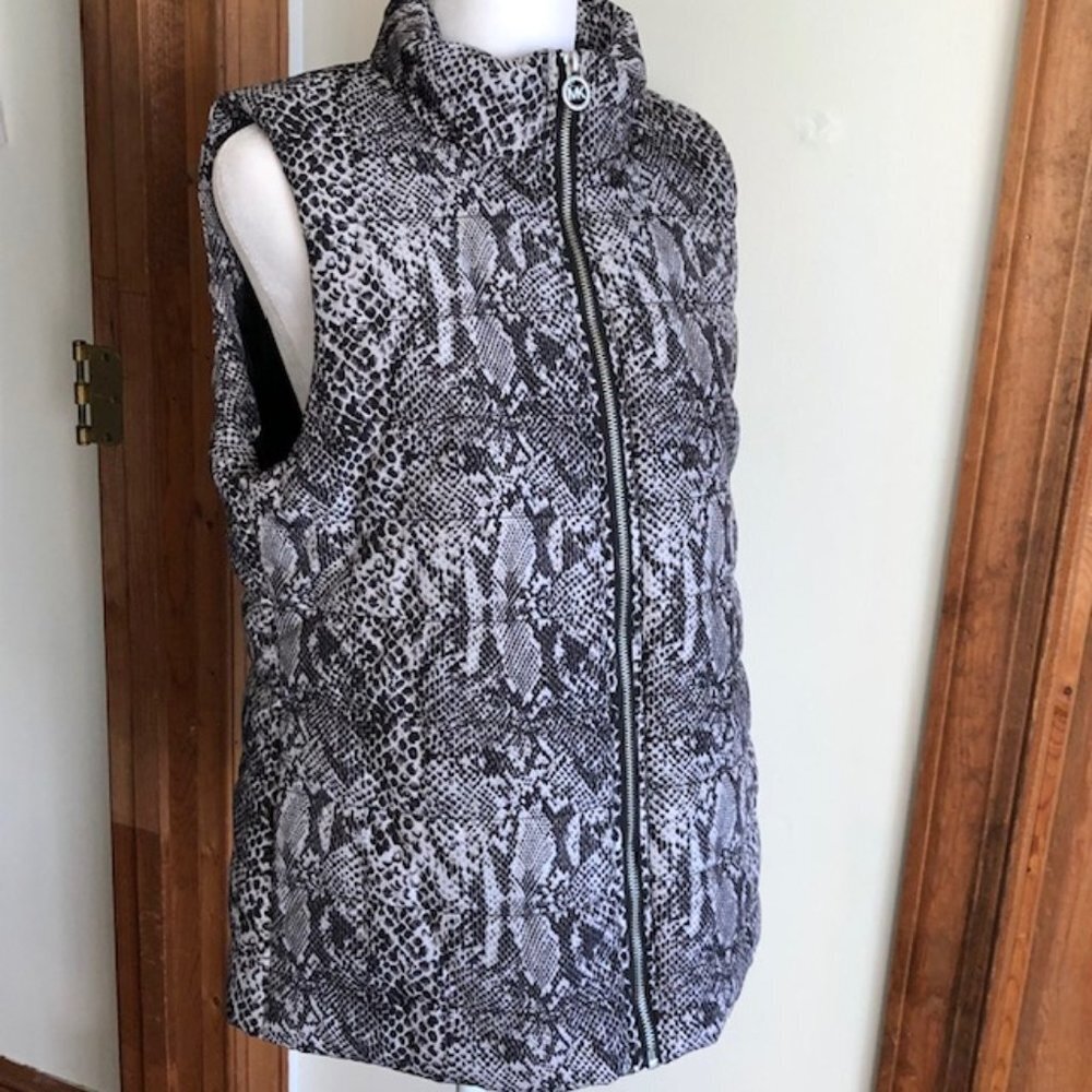 MICHAEL KORS Puffer Vest Black Gray White Snakeskin Print Medium